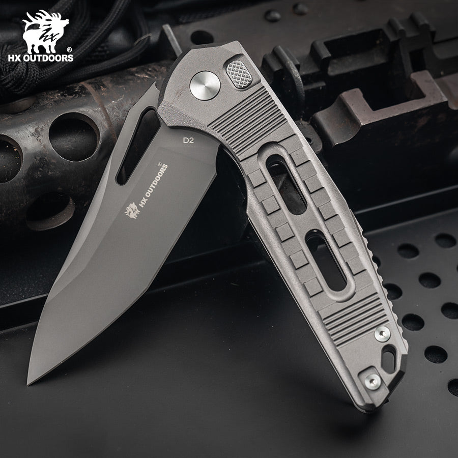 
                  
                    Pocket Knife HX OUTDOORS REINFORCED ROCK ONYX 2.87" D2 Aluminium Alloy Plunge Lock Tactical Folding Knife  Camping, Hunting, And Outdoors ZD-104-S from HX OUTDOORS
                  
                