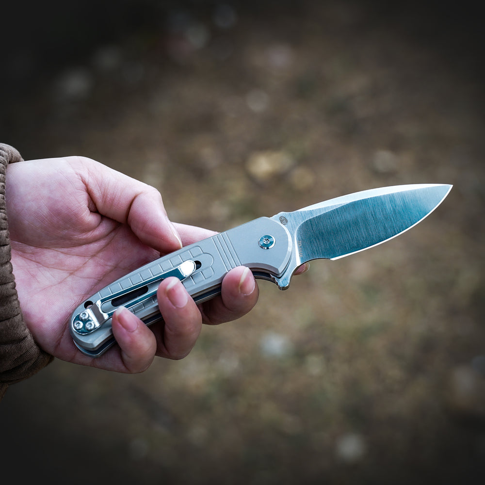 
                  
                    Pocket Knife HX OUTDOORS  ROCK SAPPHIRE 2.4" D2 TITANIUM Drop Point Folding Knife Camping Outdoor ZD-114S from HX OUTDOORS
                  
                